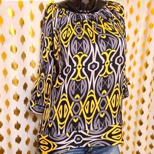 Violet & Claire Blouse size M